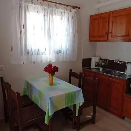 Vila Margarita Apartment *
